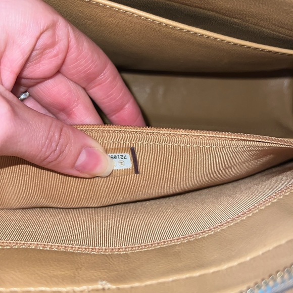 🍫CHANEL WILD STICH CHOCOLATE BAR 🍫 GREAT GREAT CONDITION! - Picture 8 of 9